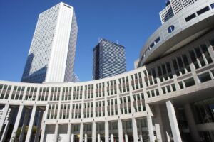産後の骨盤矯正は整体と整骨院どちらが効果的なの？