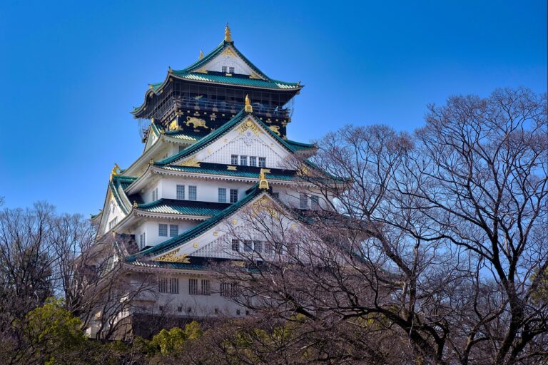 関西で産後整体を受けるべき理由は？